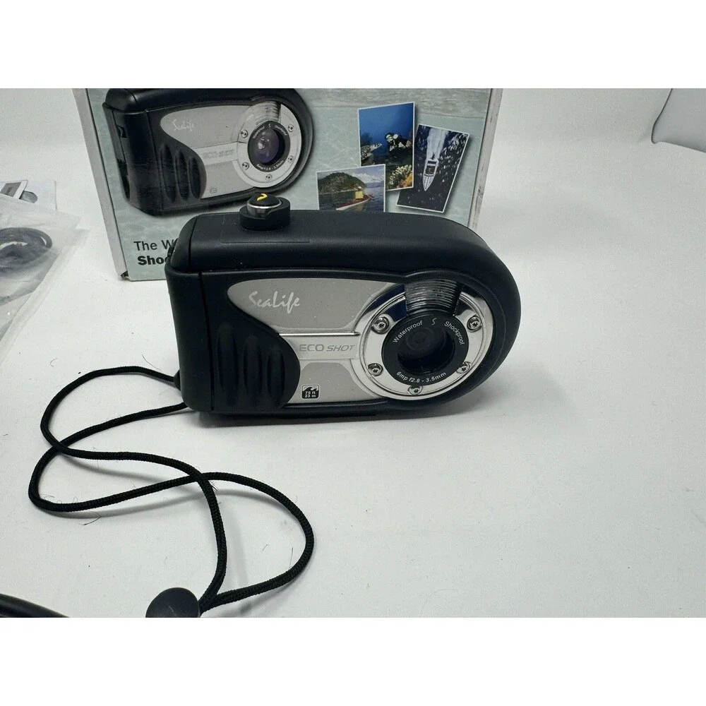 SeaLife SL321 EcoShot, 6.0 MP, 4x Digital Zoom,Waterproof Rated up to 75' IOB